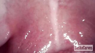 SashaCurves - Trapped Inside Mom