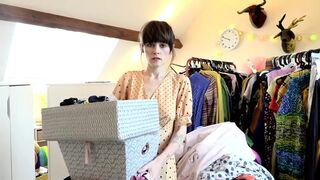Sydney Harwin - Fuck Mommy On Moving Day