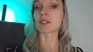 Lexi Snow - Your New Giantess Mommy