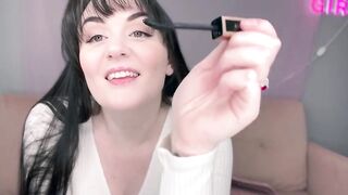 Daisywestcoast - Becoming Mommy's Pretty Girl