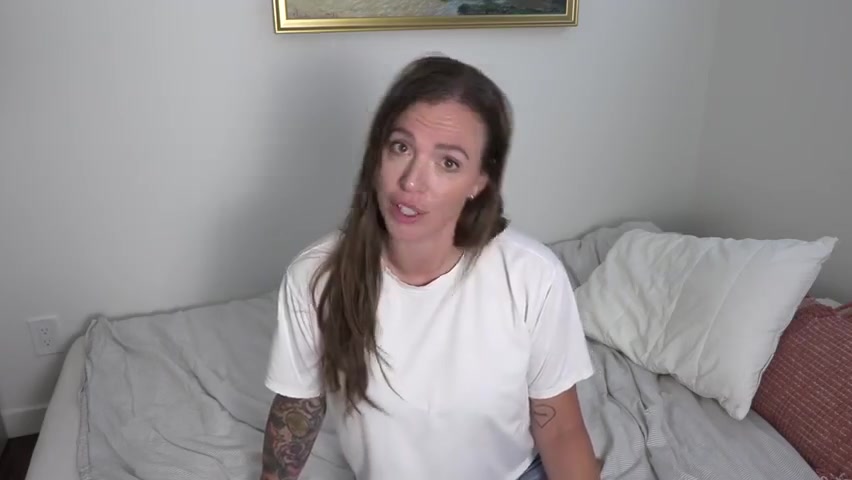 Yogabella - Mommy Becomes Your Cumslut