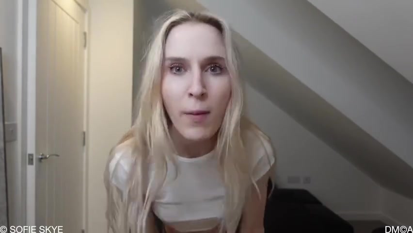 Sofie Skye – Mommy Humiliates And Fucks You Loser