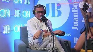 The sizzling blonde MollySmith squirts all over the Sybian machine on Juan Bustos' podcast