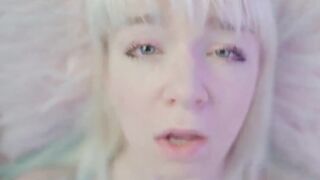 Jolie Lyon - Don't you think our step-daughter is sexy